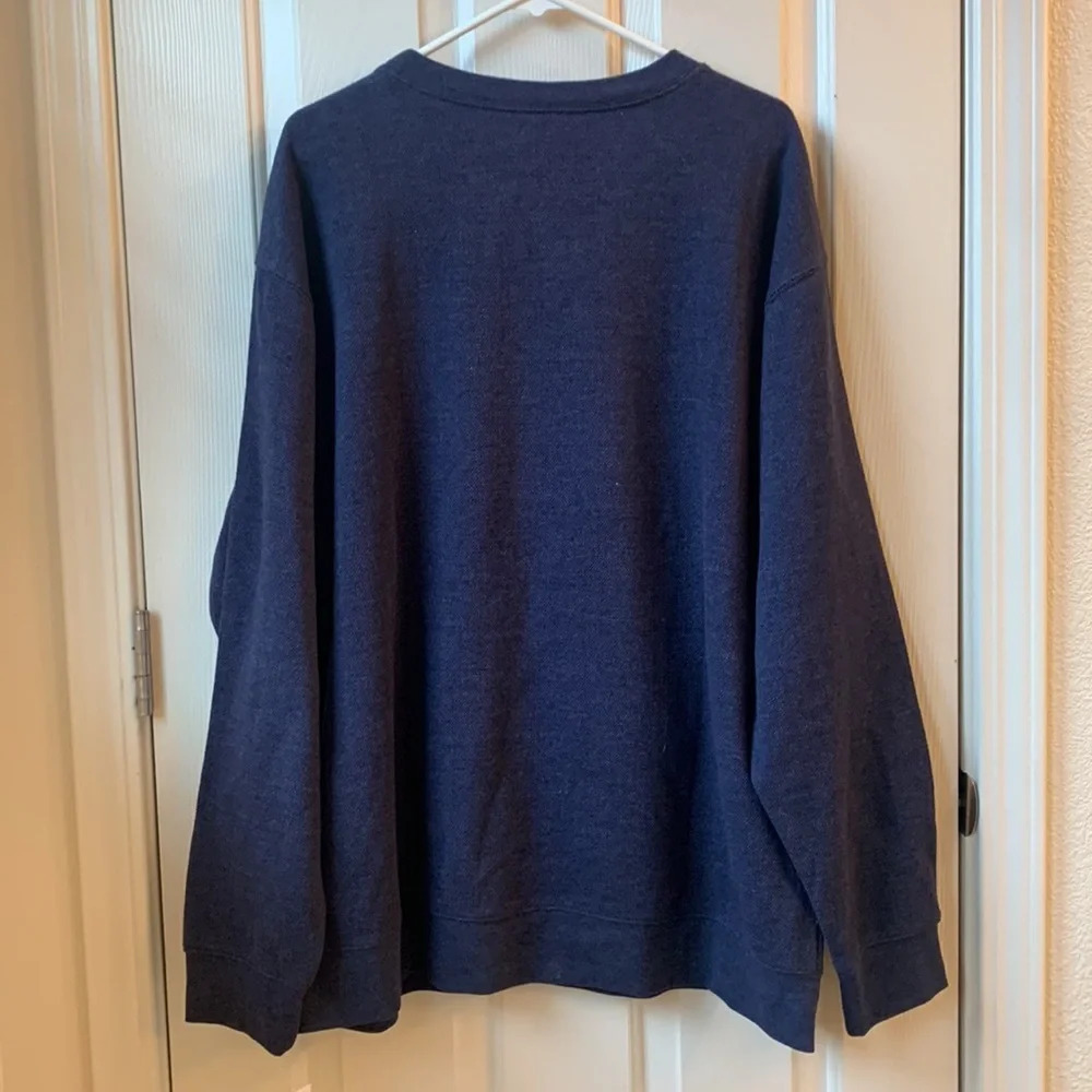 NWT Disney Discover the Magic Sweatshirt Disneyland Navy Blue XL - Picture 5 of 7
